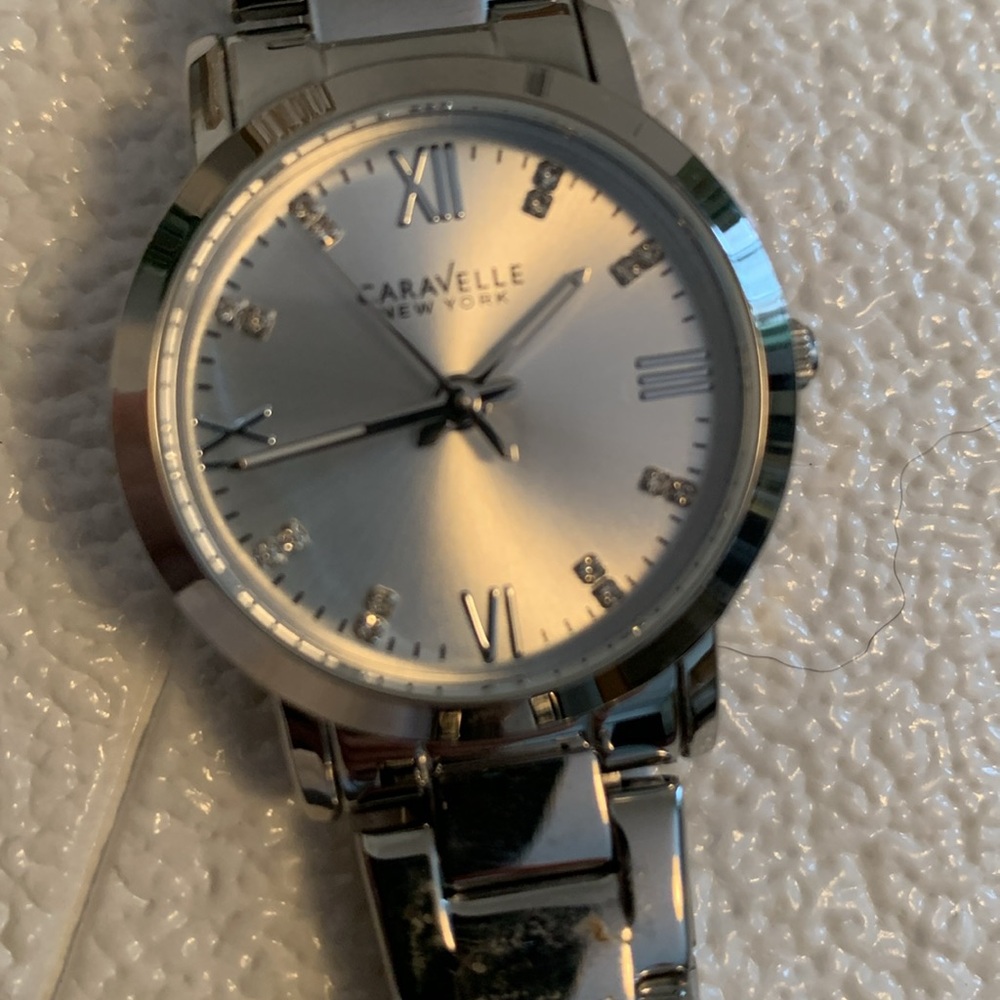 CARAVELLE New York silver watch